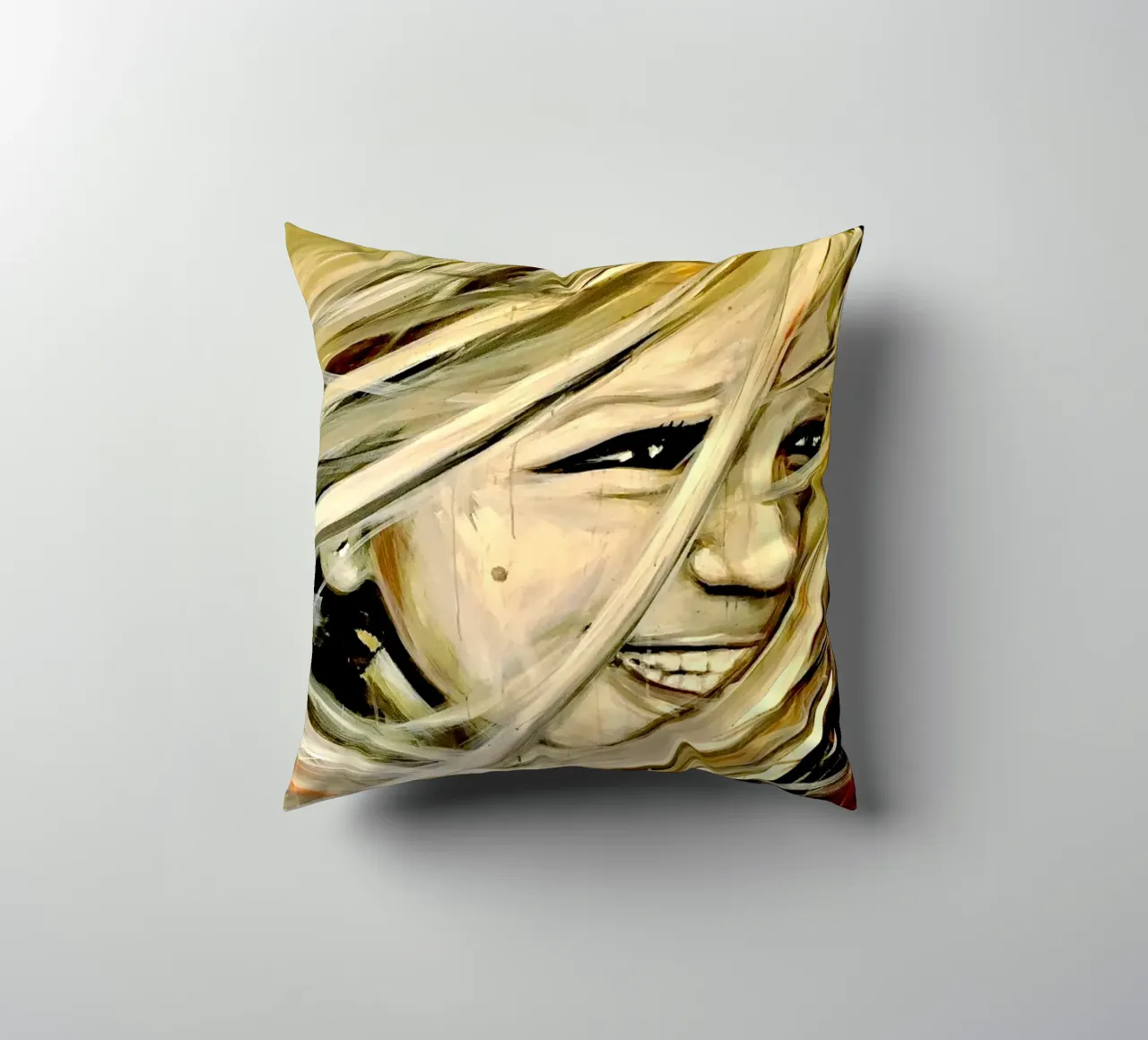 Smiling in the Wind cuscino da Happy 😃 Art 🎨 by Christine Schnoell