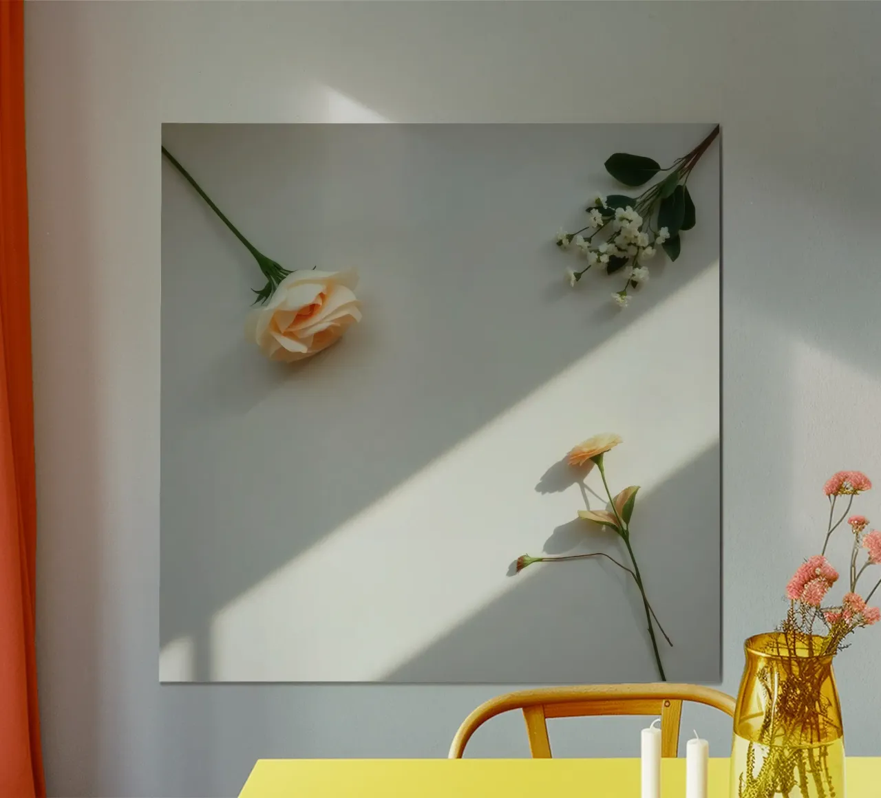 Delicata composizione di fiori su una superficie leggera carta hahnemühle da DesignDoodle