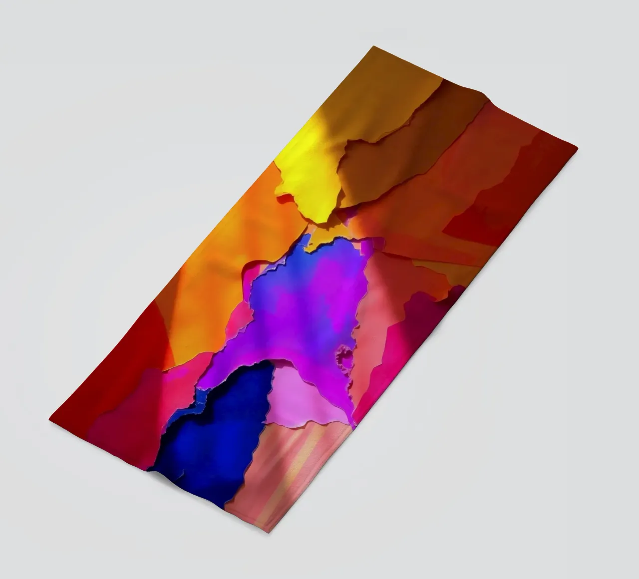 Collage astratto di carta colorata con riflessi di luce telo mare da DesignDoodle
