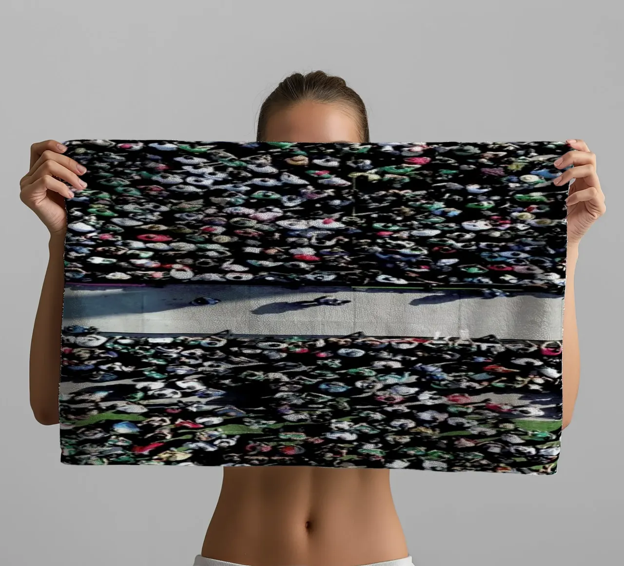 Looking Forward towel by ROBERTO H