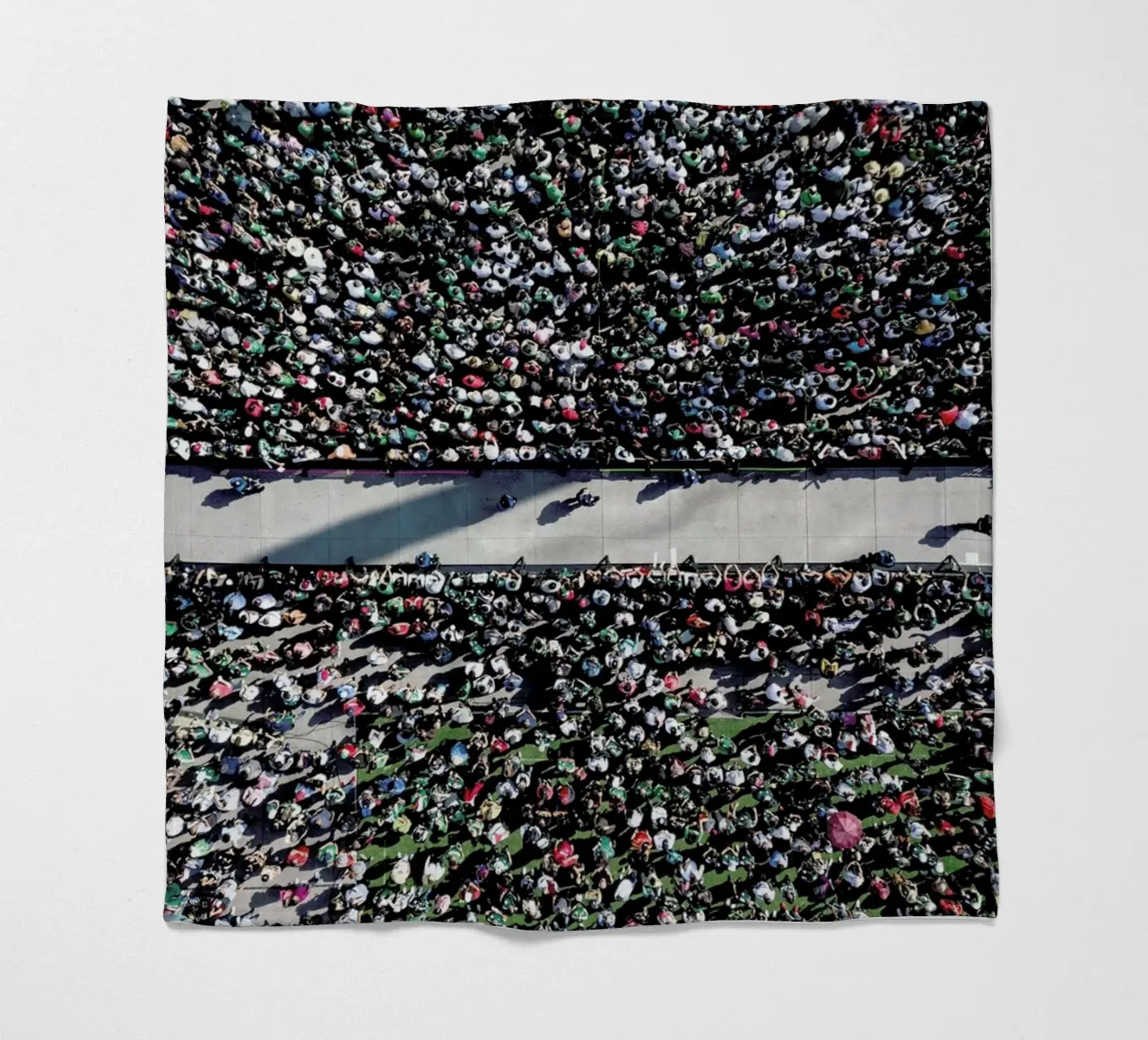 Looking Forward Fleecedecke von ROBERTO H