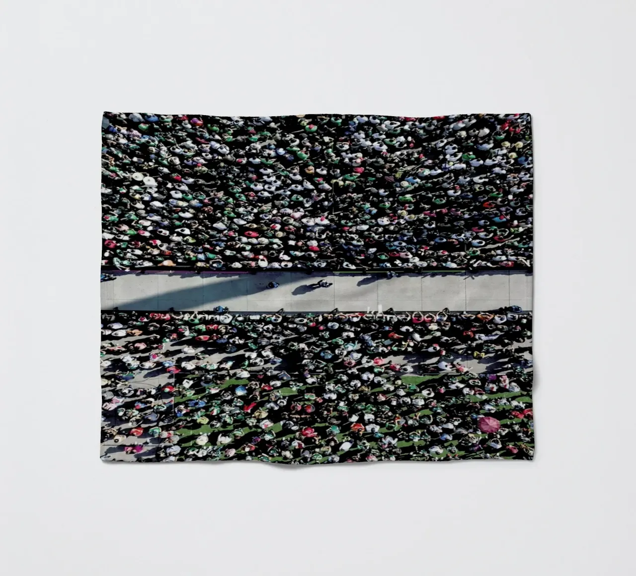 Looking Forward Fleecedecke von ROBERTO H