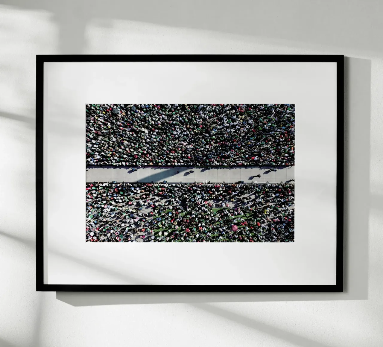 Looking Forward poster da ROBERTO H