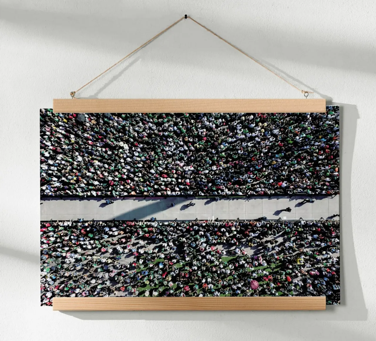 Looking Forward poster da ROBERTO H