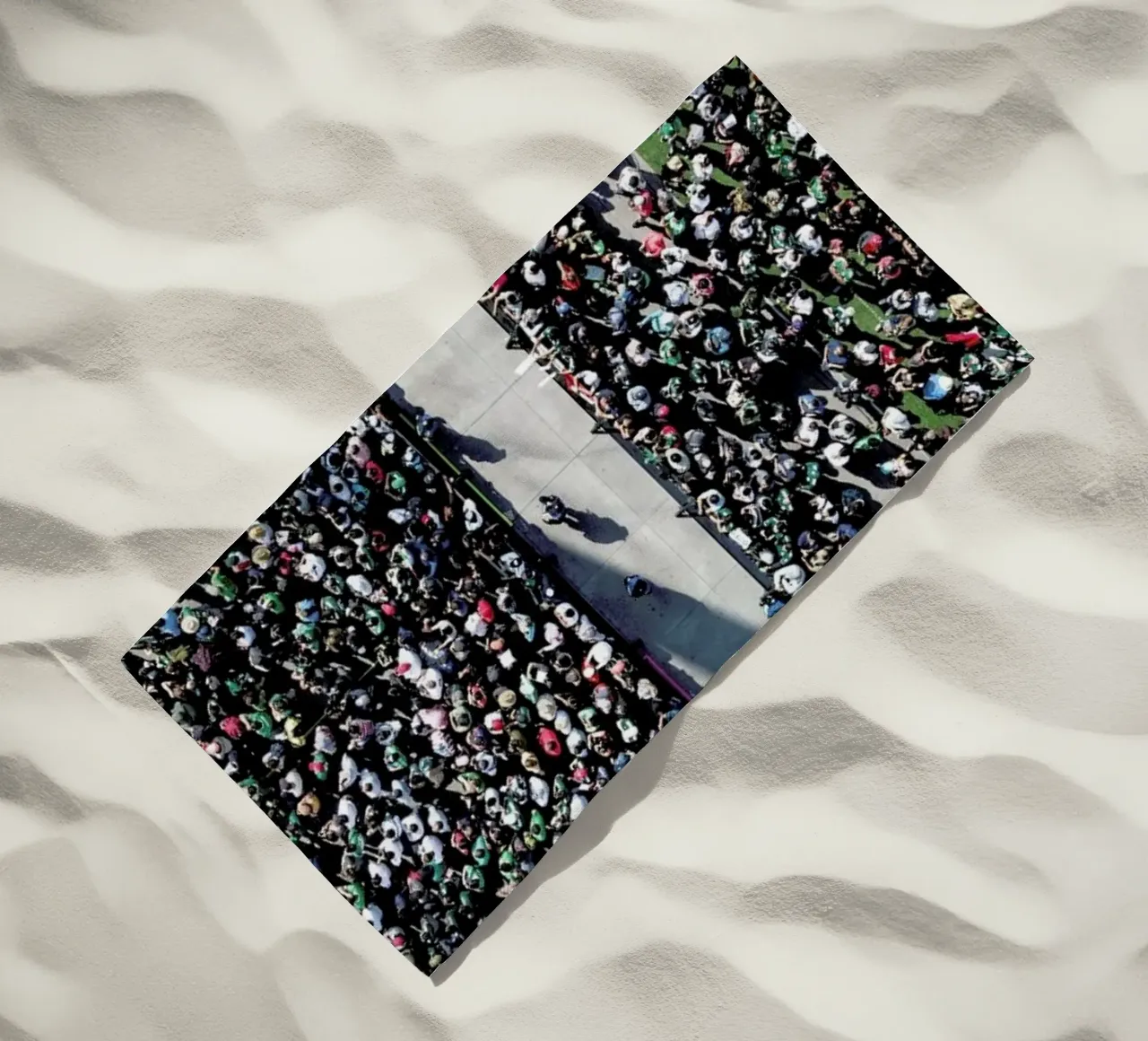 Looking Forward strandhanddoek van ROBERTO H