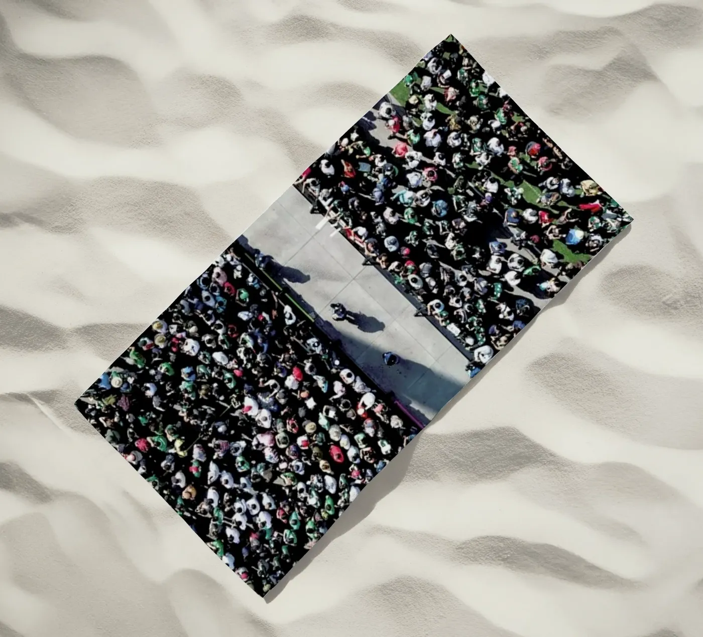 Looking Forward serviette de plage de ROBERTO H