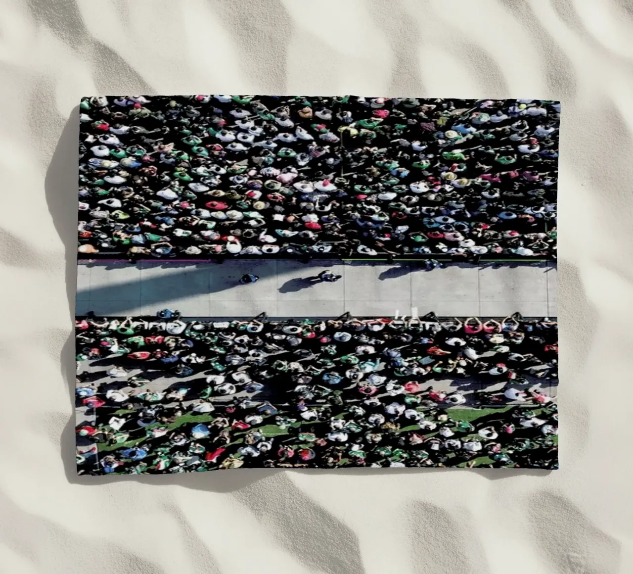 Looking Forward strandhanddoek van ROBERTO H