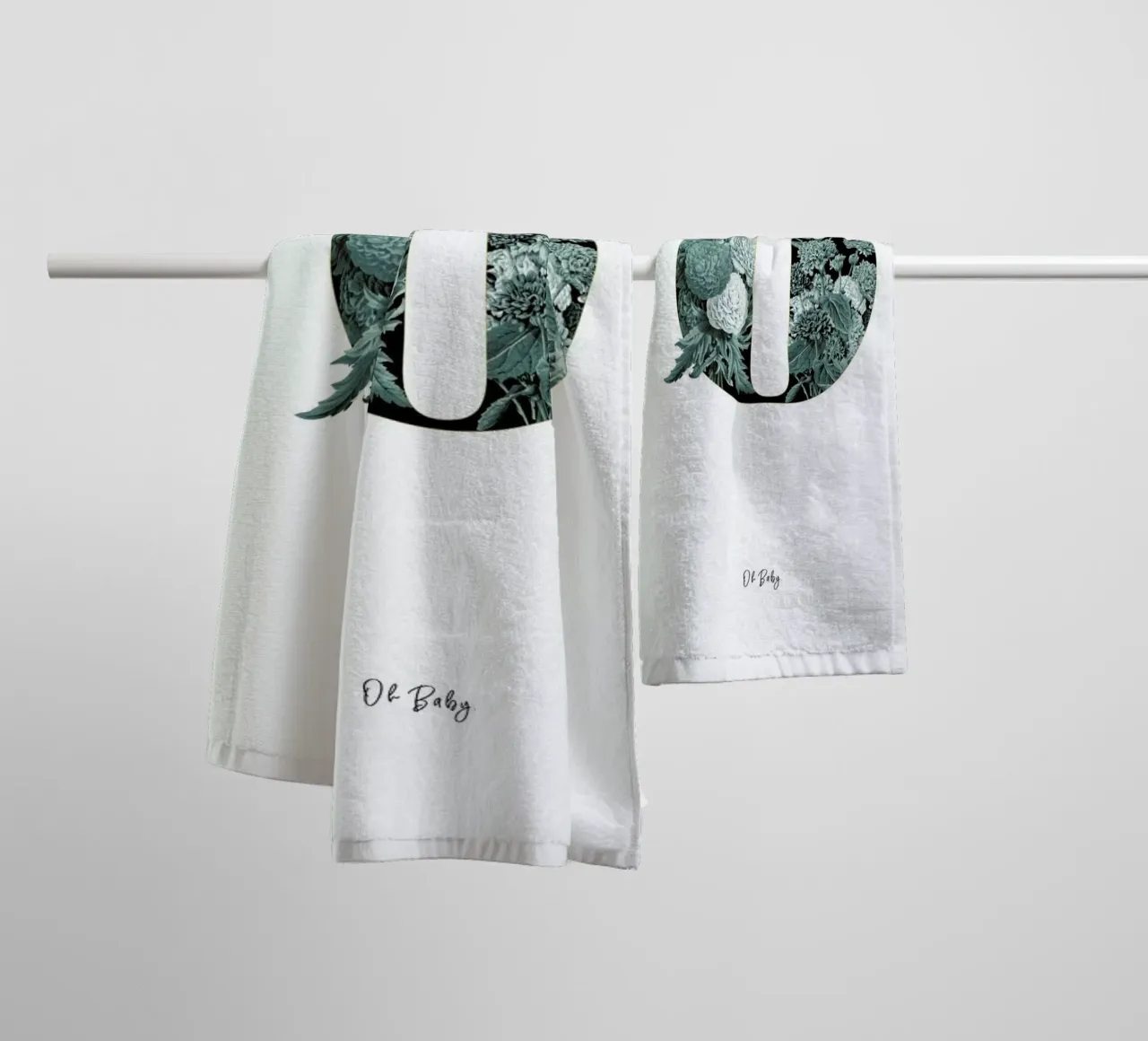 Flower Alphabet - O asciugamano da bagno da Froilein Juno