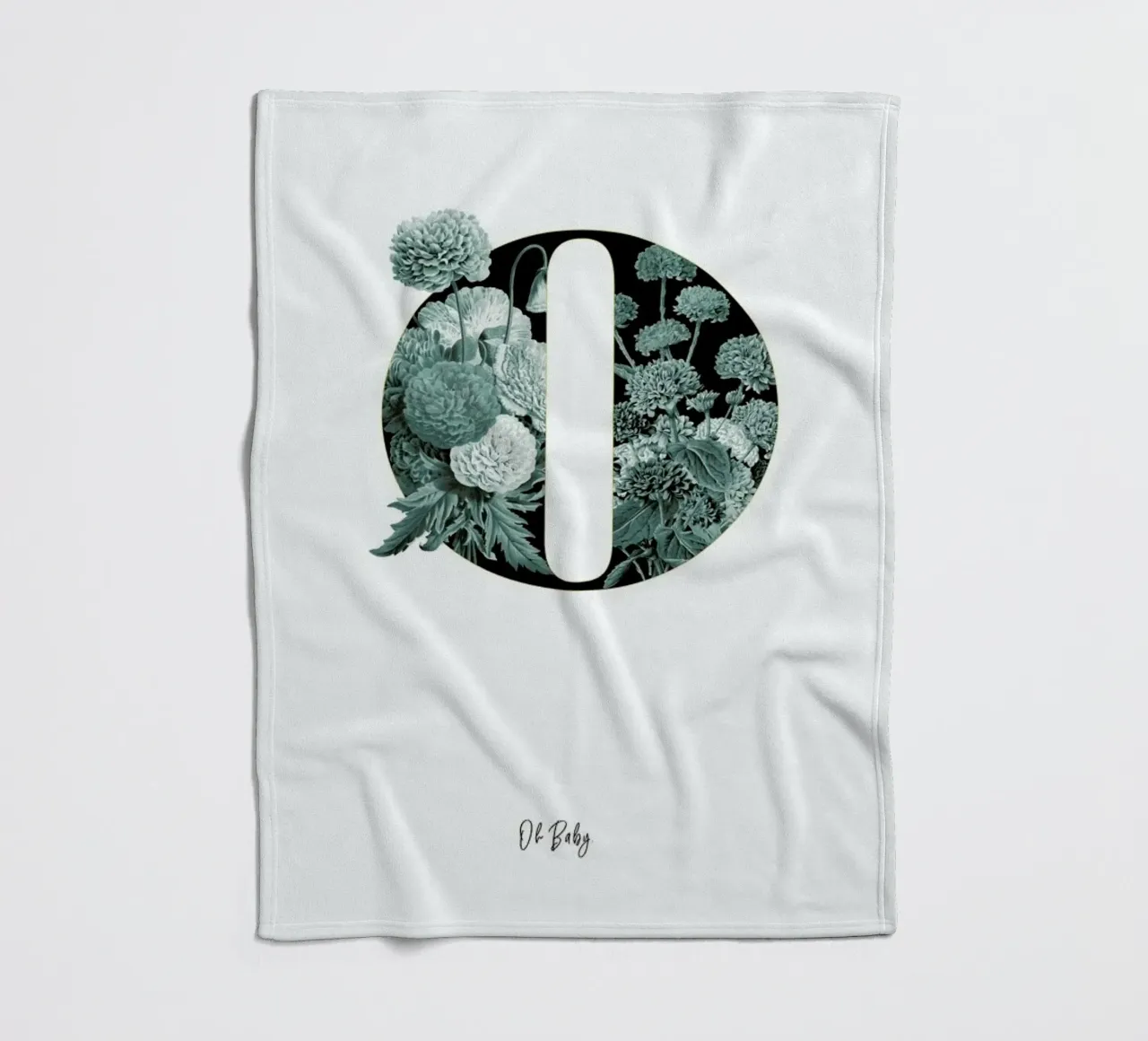 Flower Alphabet - O coperta in pile da Froilein Juno