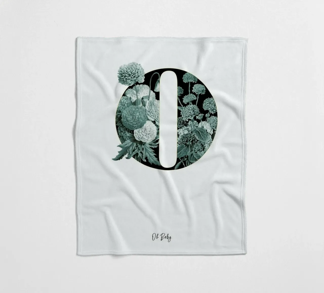 Flower Alphabet - O coperta in pile da Froilein Juno
