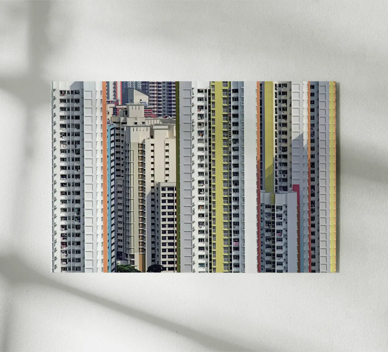 Public Housing plexiglass da Michael Belhadi