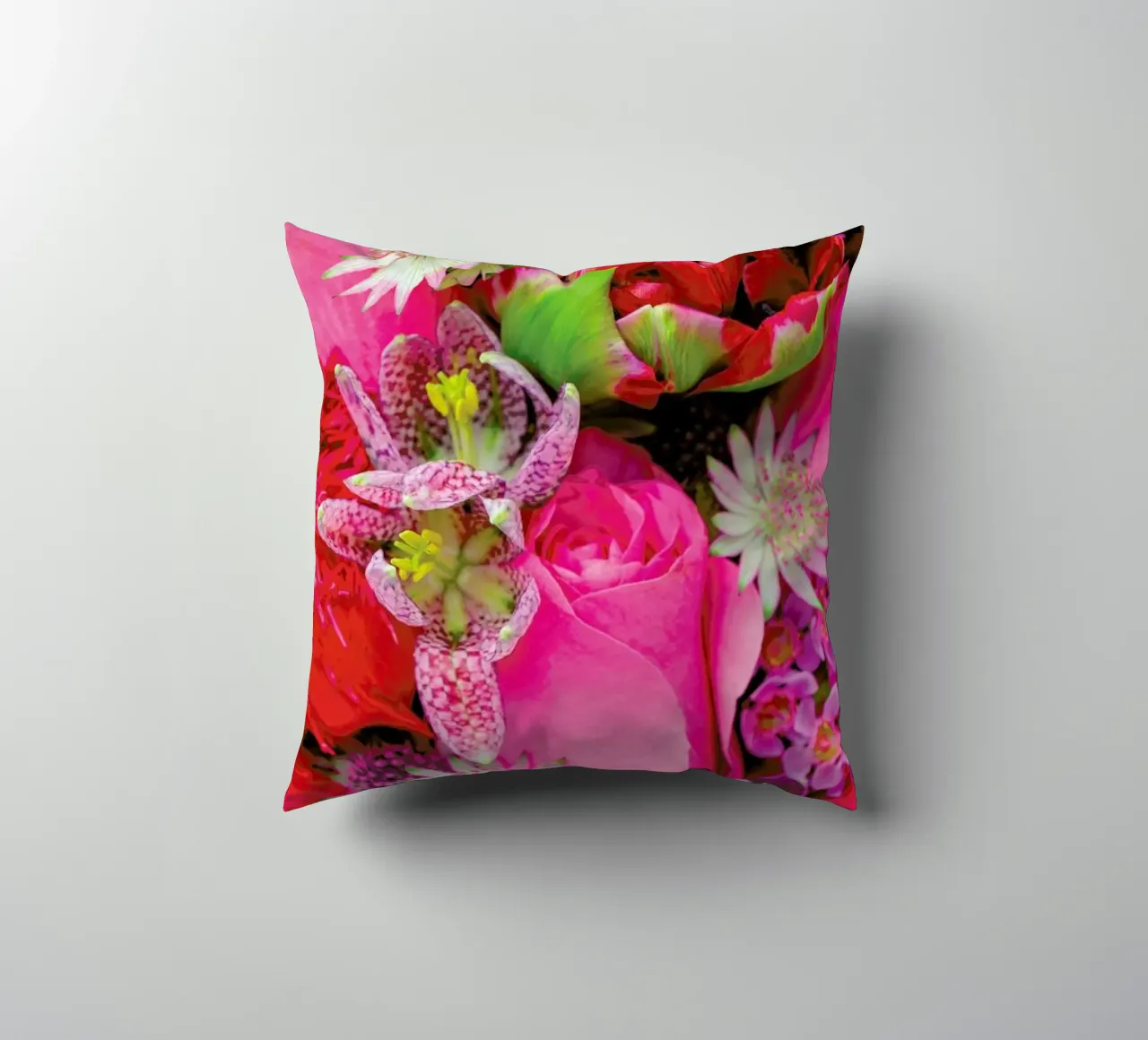 Flower Power cuscino da Curious Collections by Marielle Leenders