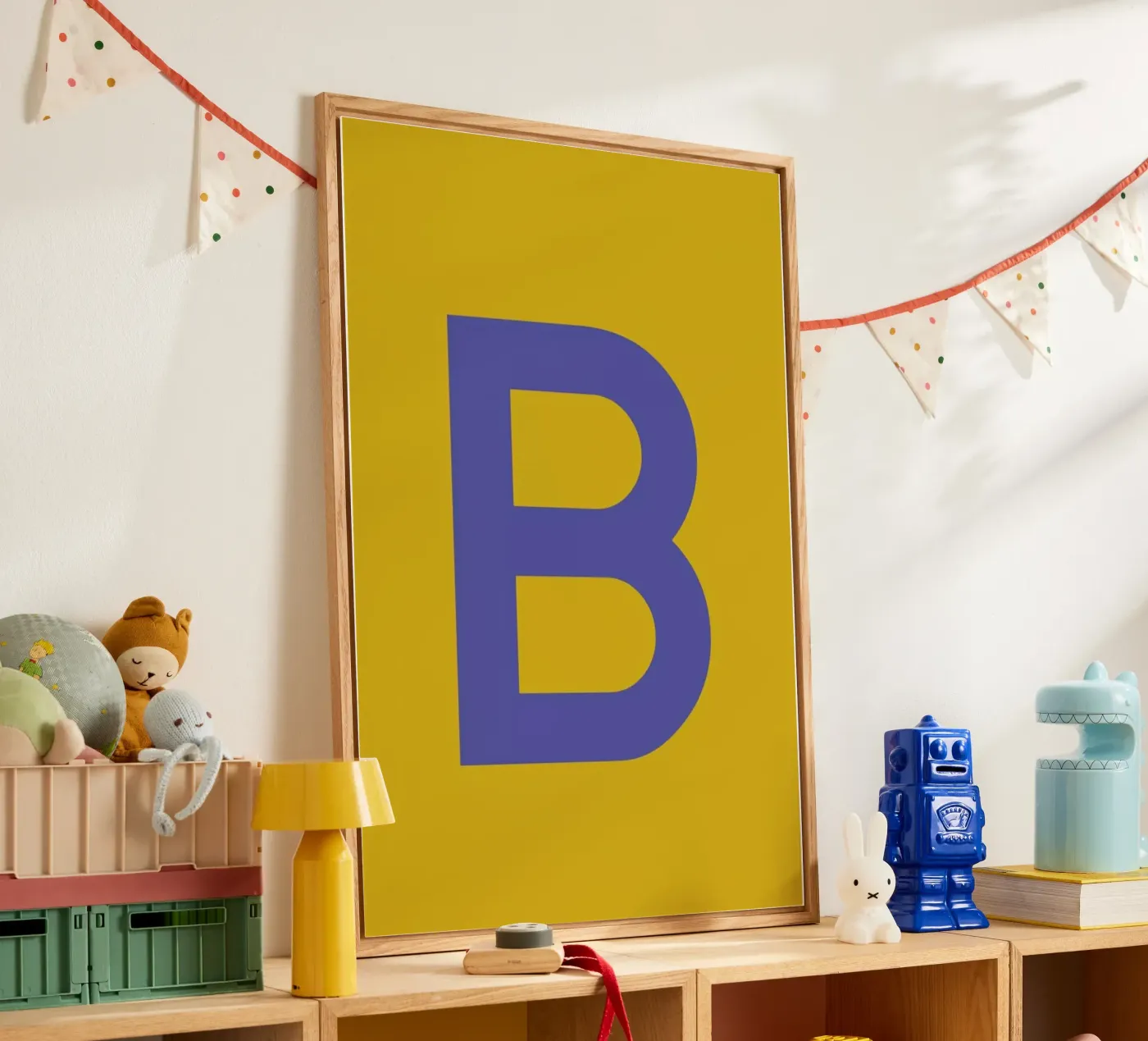 Yellow Letter B plexiglass da Studio One
