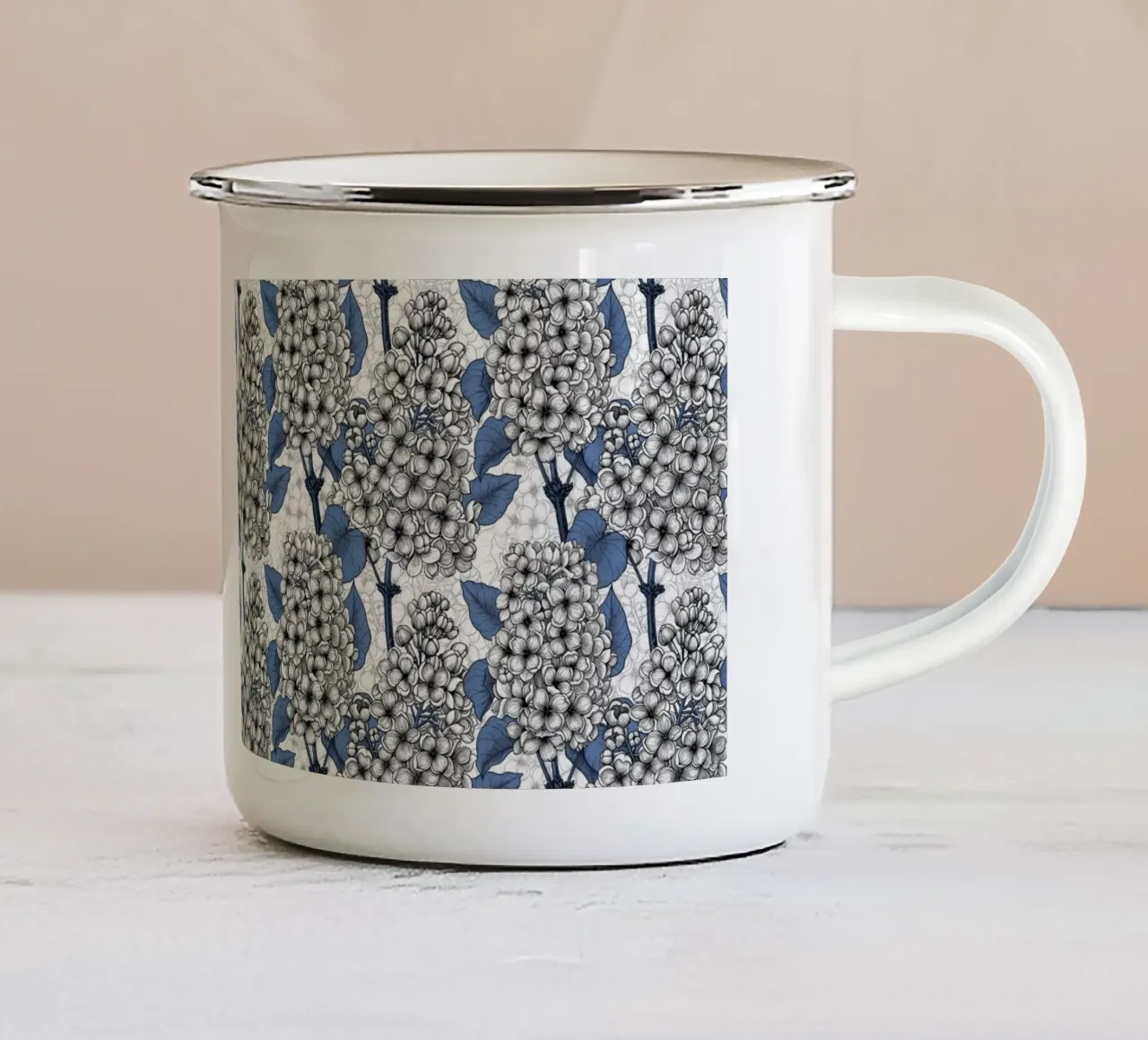 Lilla tazza in smalto da Painted Nature