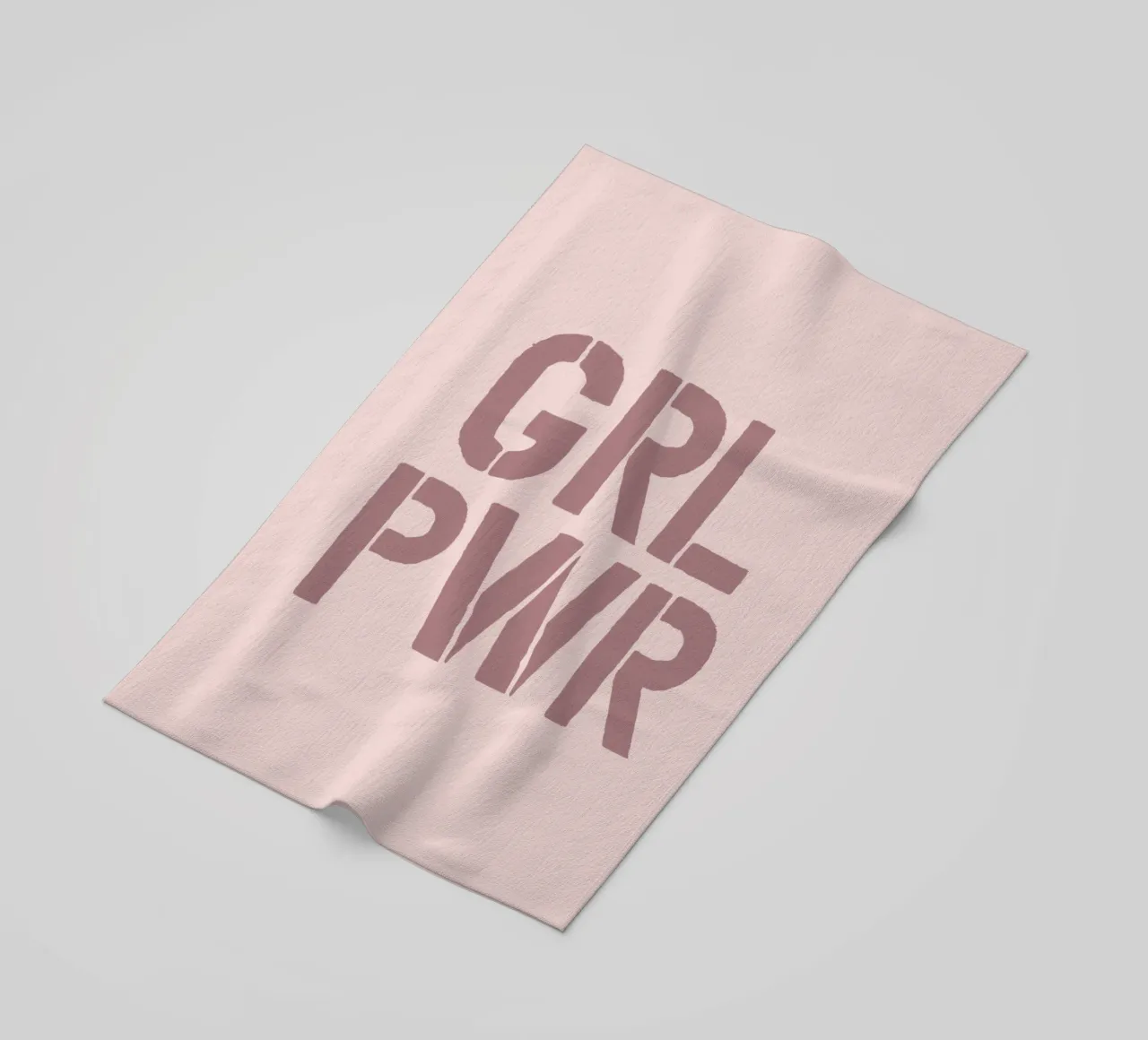 GRL PWR Schablone Typografie Druck in Rosa Girl Power Strandtuch von THE MOTIVATED TYPE