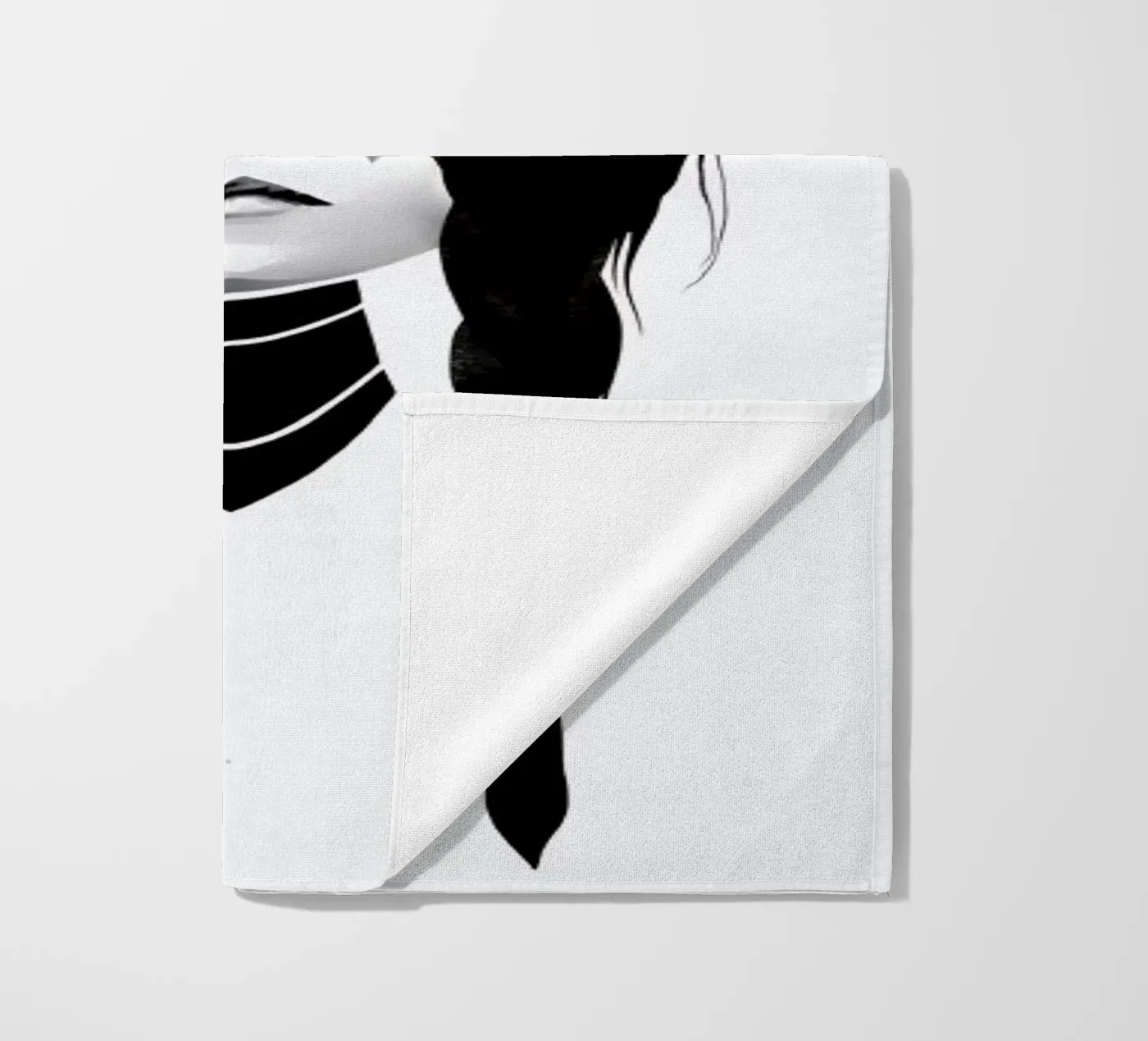 Bear Warrior Strandtuch von Ruben Ireland