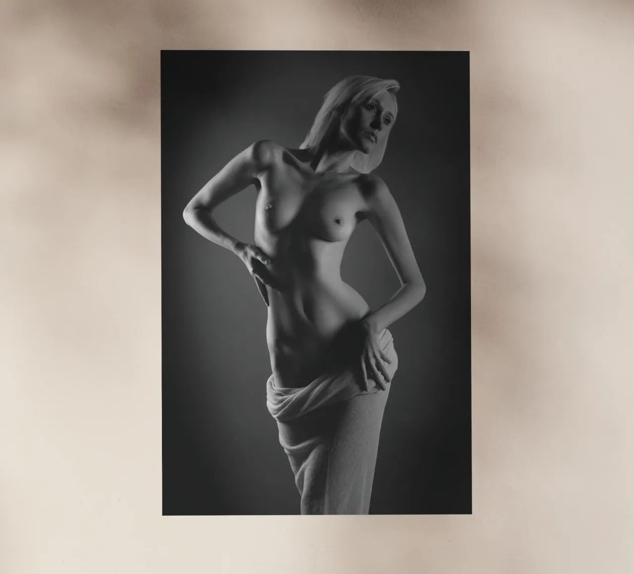 Iveta in cotton 3 pellicola backlit da Dave Hare Photography