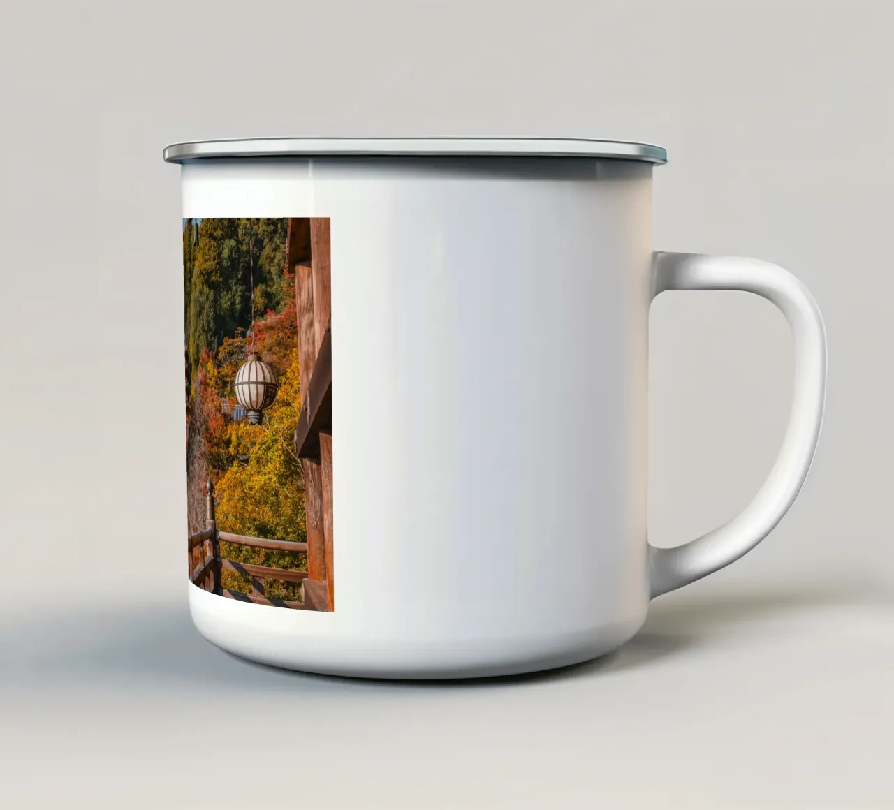 Tempio giapponese in autunno - Nara, Giappone tazza in smalto da Marcel Bisig