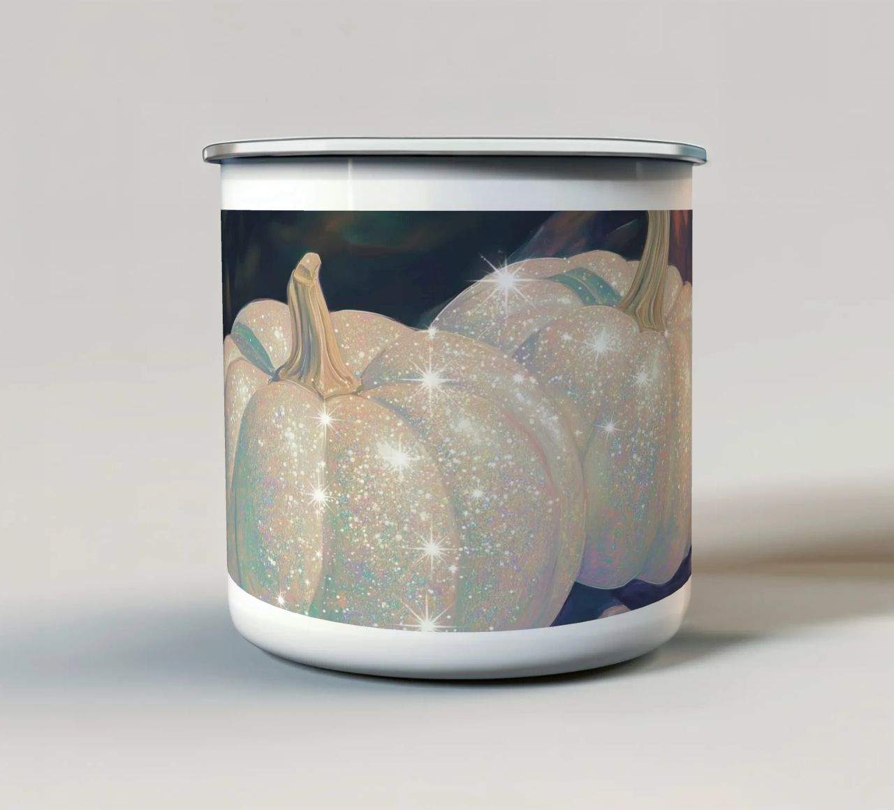 Zucche bianche scintillanti tazza in smalto da Melloi Art Print