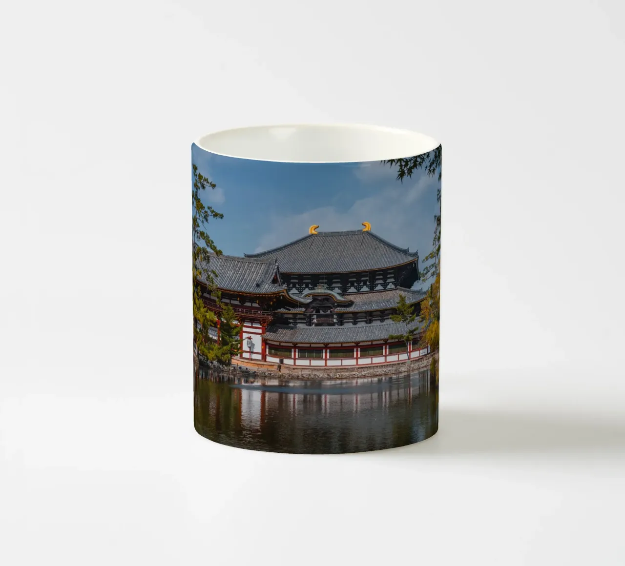 Tempio Todai-ji a Nara, Giappone tazza in ceramica da Marcel Bisig