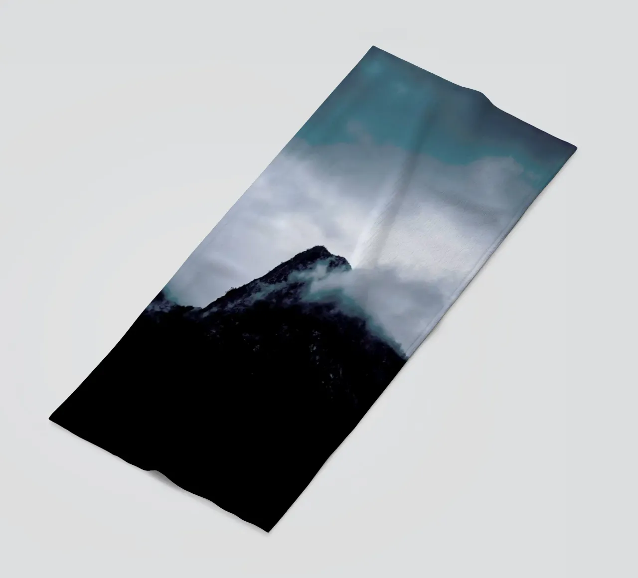 Grey telo mare da Chris Abatzis