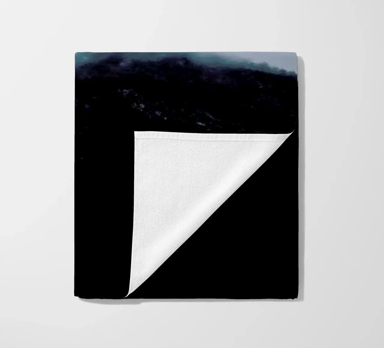 Grey telo mare da Chris Abatzis