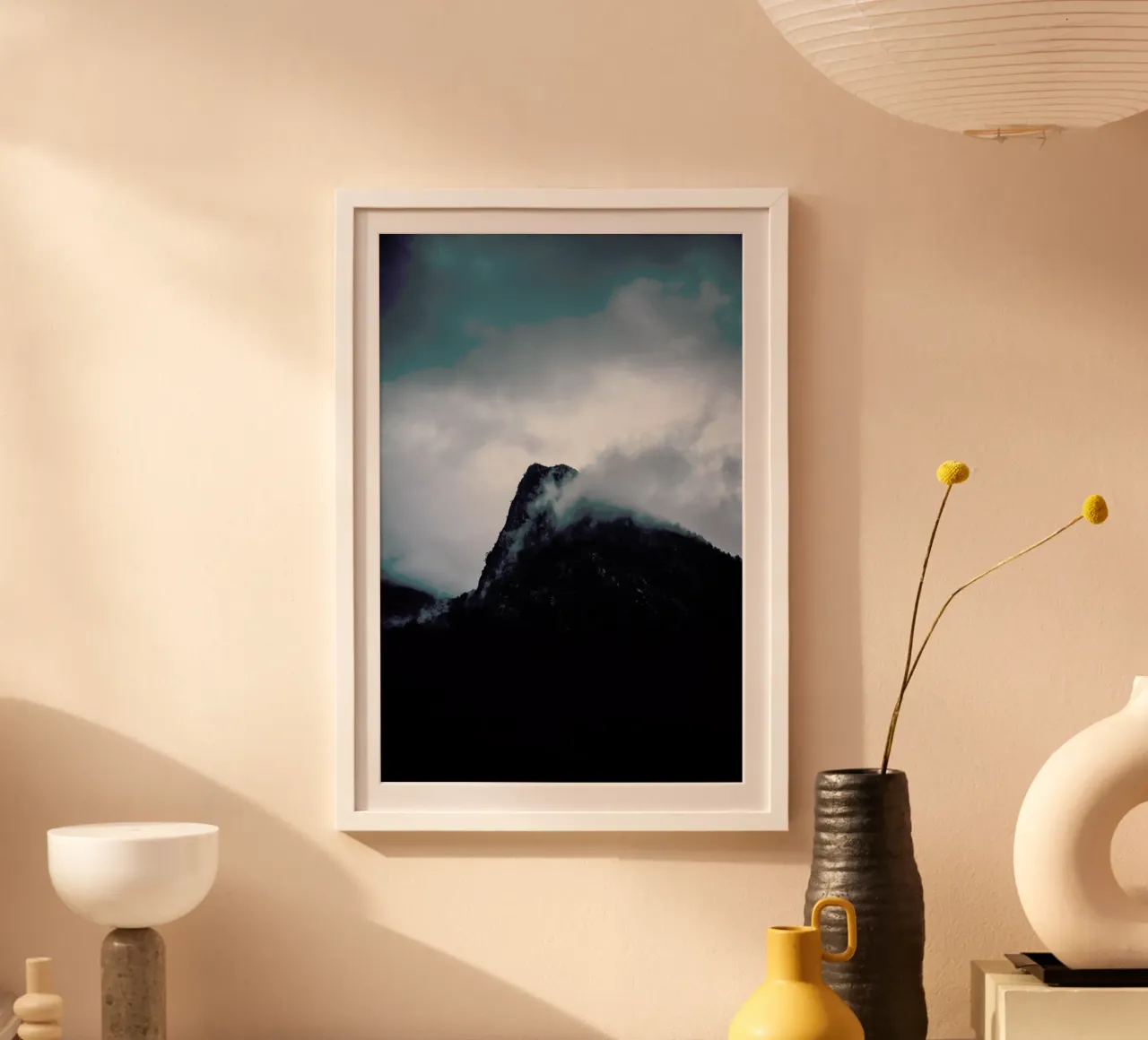 Grey poster da Chris Abatzis