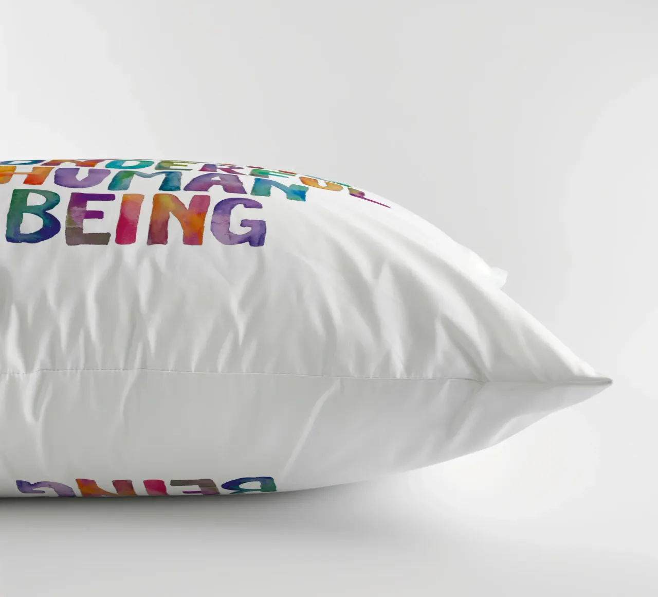 Sei un bellissimo, incredibile, meraviglioso essere umano cuscino da THE MOTIVATED TYPE