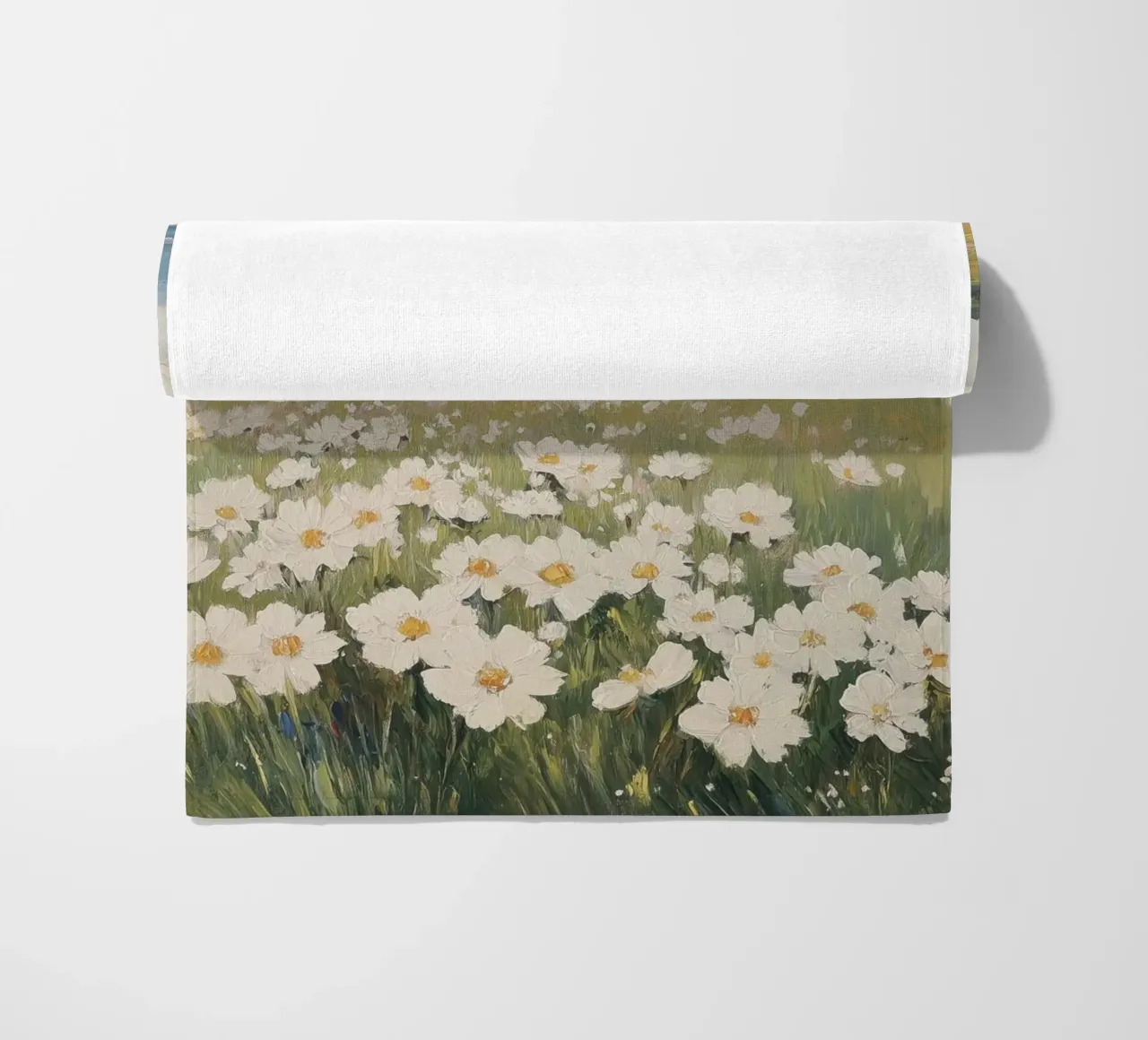 Paesaggio costiero con fiori selvatici a margherita in fiore telo mare da Melloi Art Print