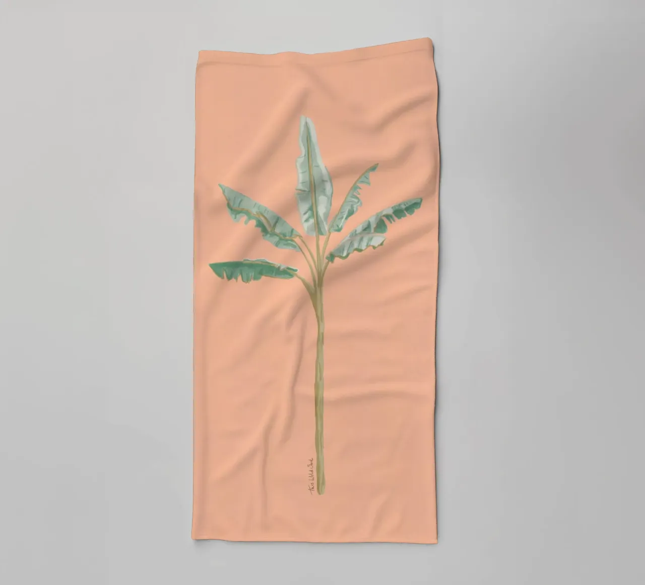 Peach Banana Tree Illustrazione acquerello minimalista Boho asciugamano da bagno da This Wild Soul - Illustration