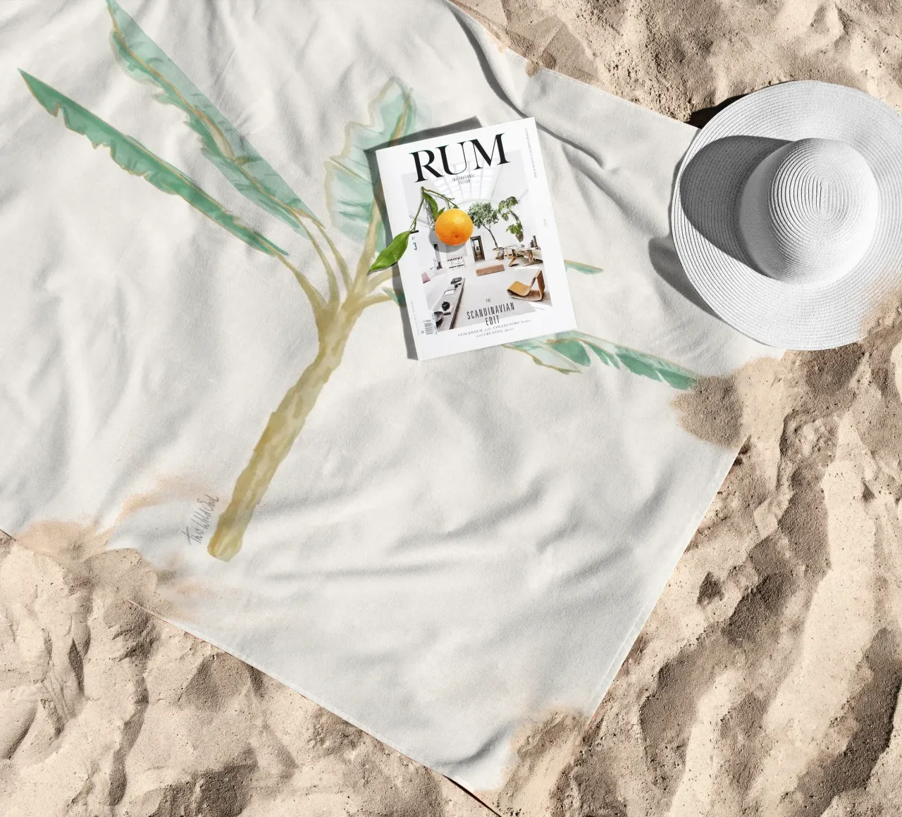 Albero di banane pianta esotica tropicale - colori chiari boho costieri telo mare da This Wild Soul - Illustration