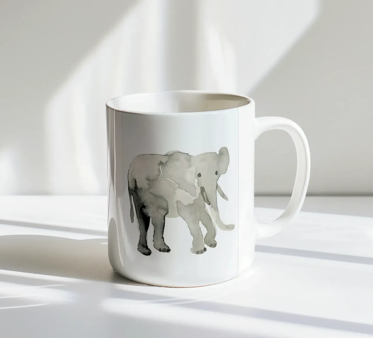 Elephant tazza in ceramica da Farina Kuklinski