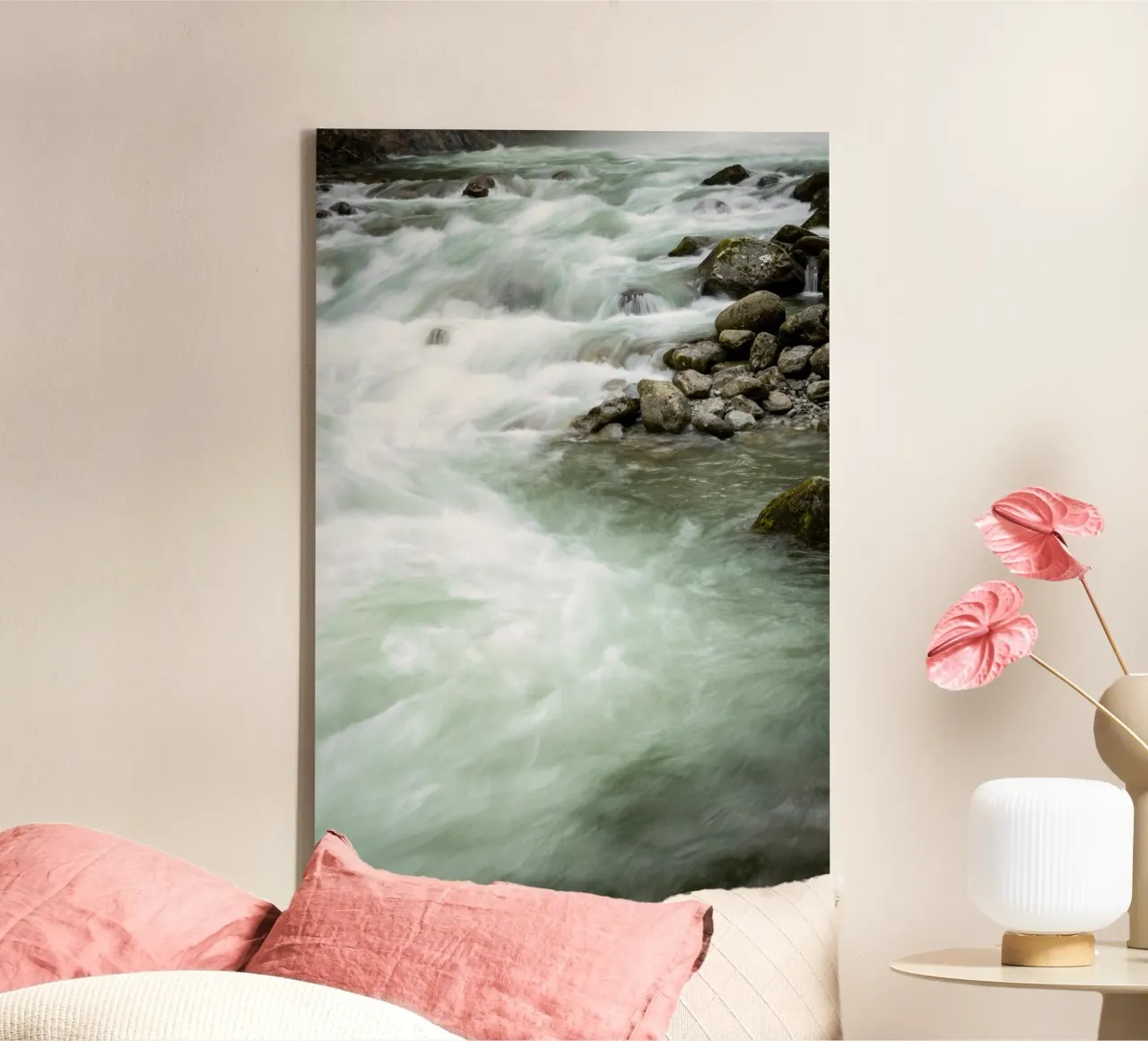 Die Wasserfälle der Dolomiten Leinwand mit Schattenfugenrahmen von karijn_landscapes