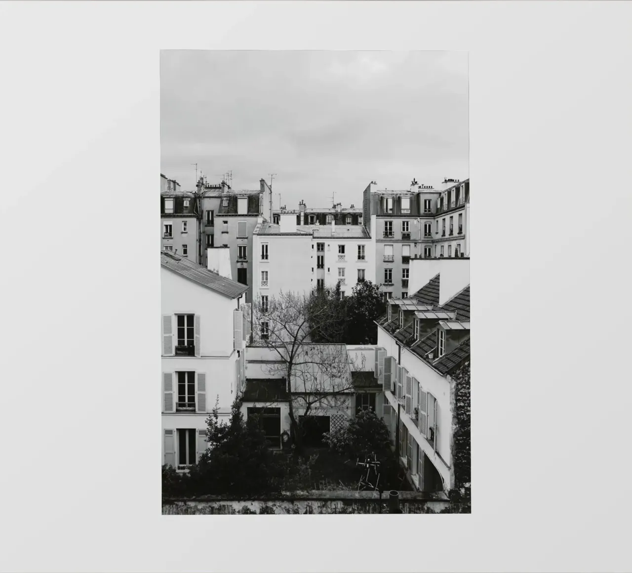 Paris BW pellicola backlit da Florent Bodart