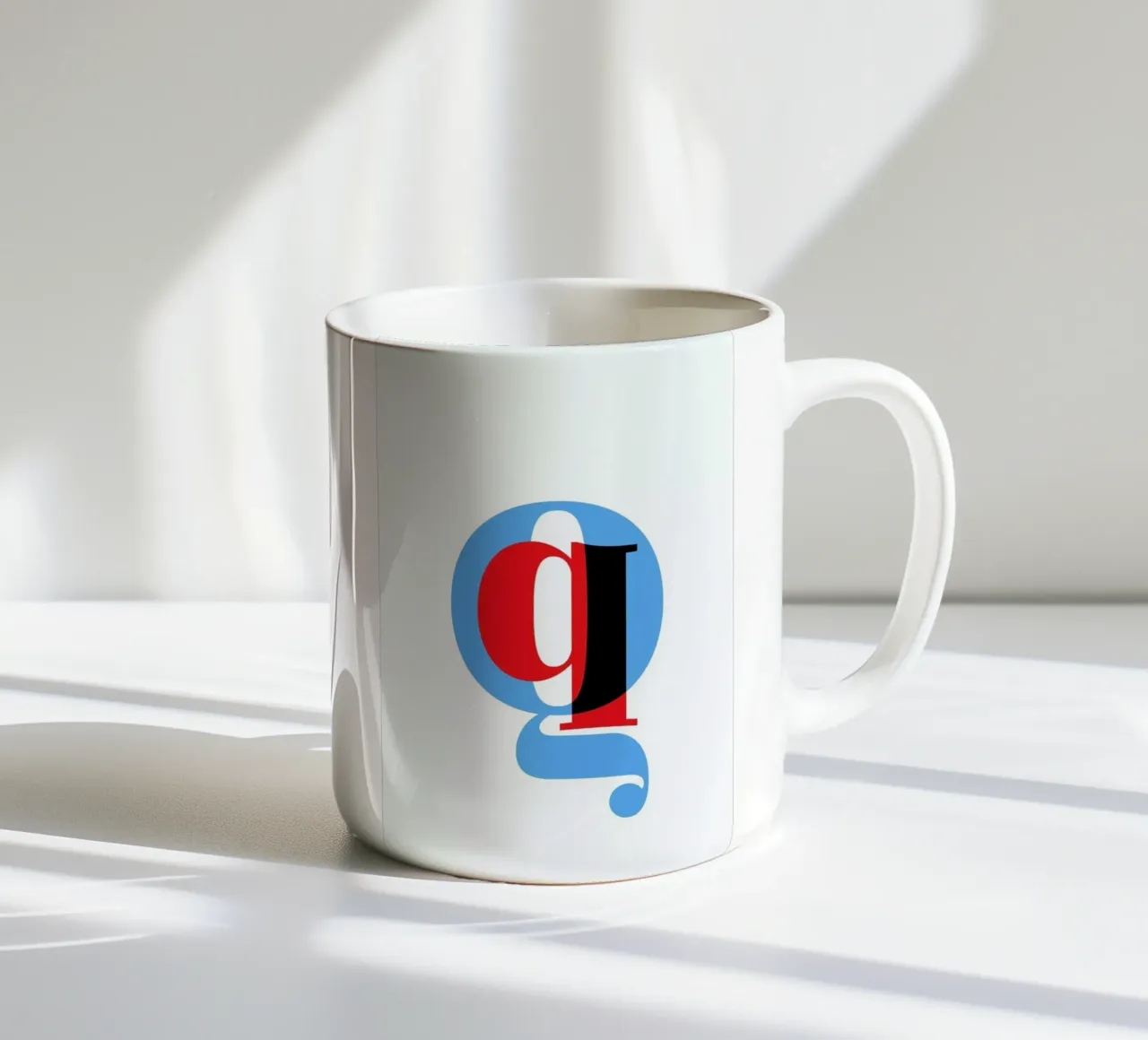 Cyan/Red Q keramische mok van Studio One