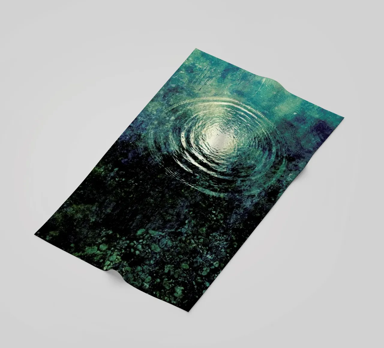 Concentricus beach towel by Angelo Cerantola
