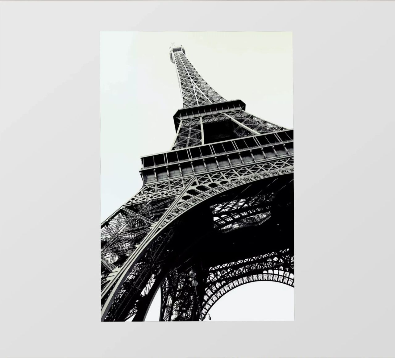 Tour Eiffel pellicola backlit da Magdalena Martin Photography