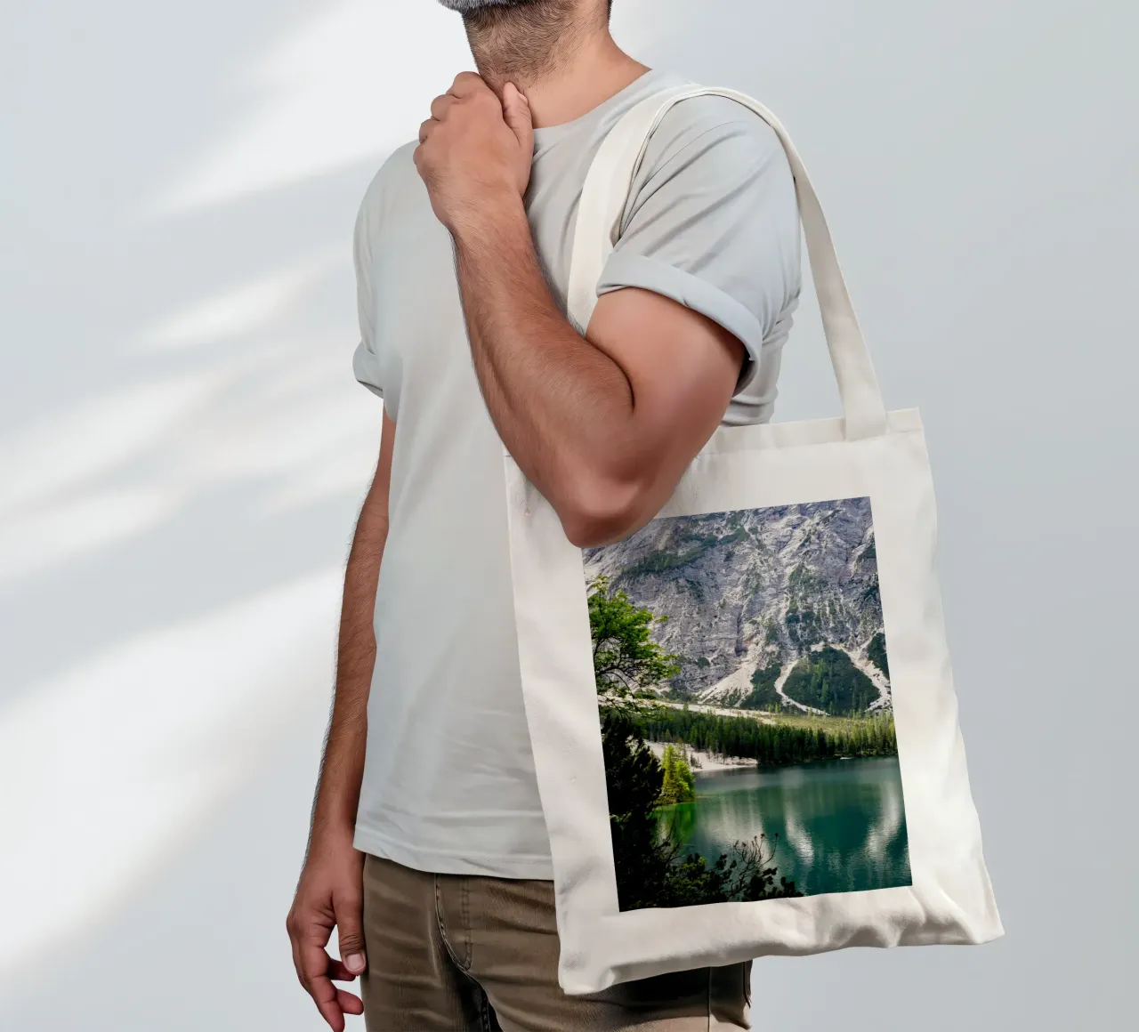 Pragser Wildsee - riflessi di tranquillità borsa in juta da karijn_landscapes