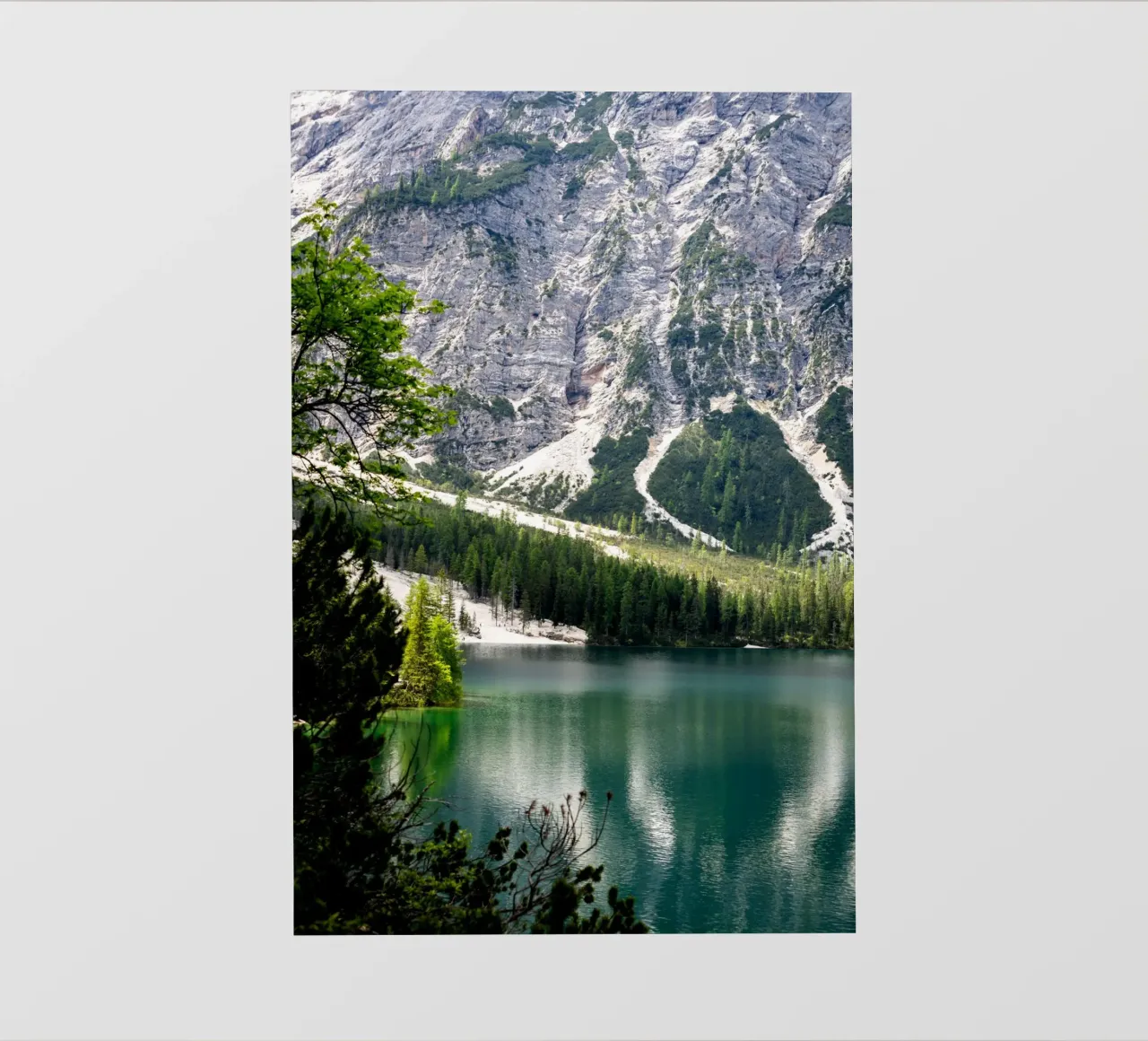 Pragser Wildsee - riflessi di tranquillità pellicola backlit da karijn_landscapes