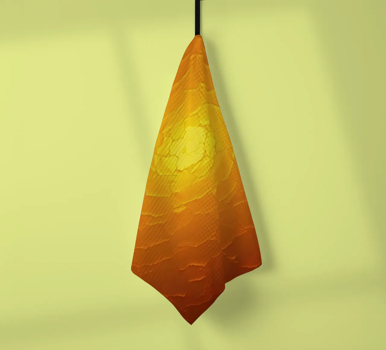 Motif abstrait ressemblant à un soleil chaud avec des textures superposées torchon de DesignDoodle
