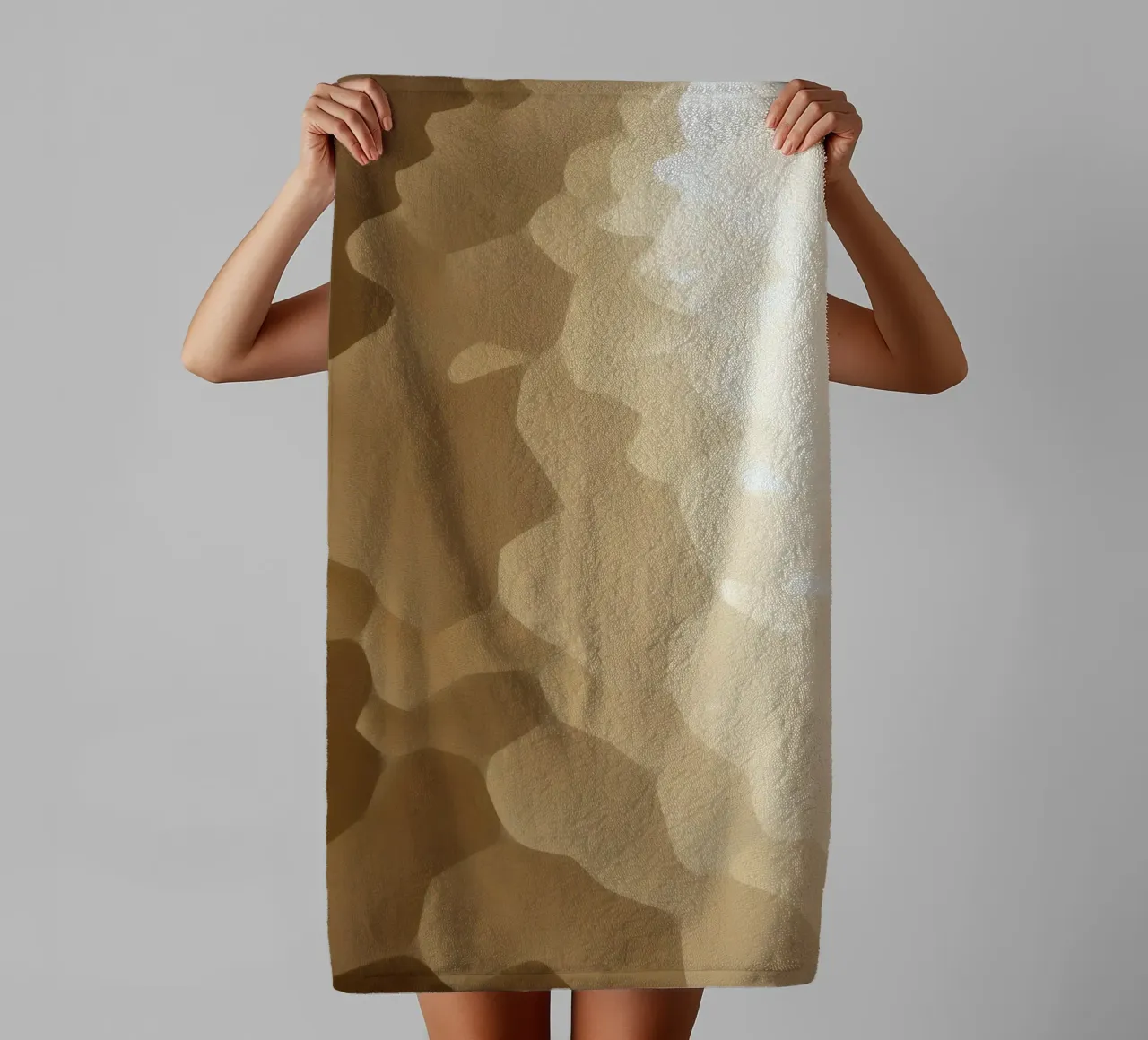 Mit weichem Licht beleuchtete Wabenstruktur Handtuch von DesignDoodle