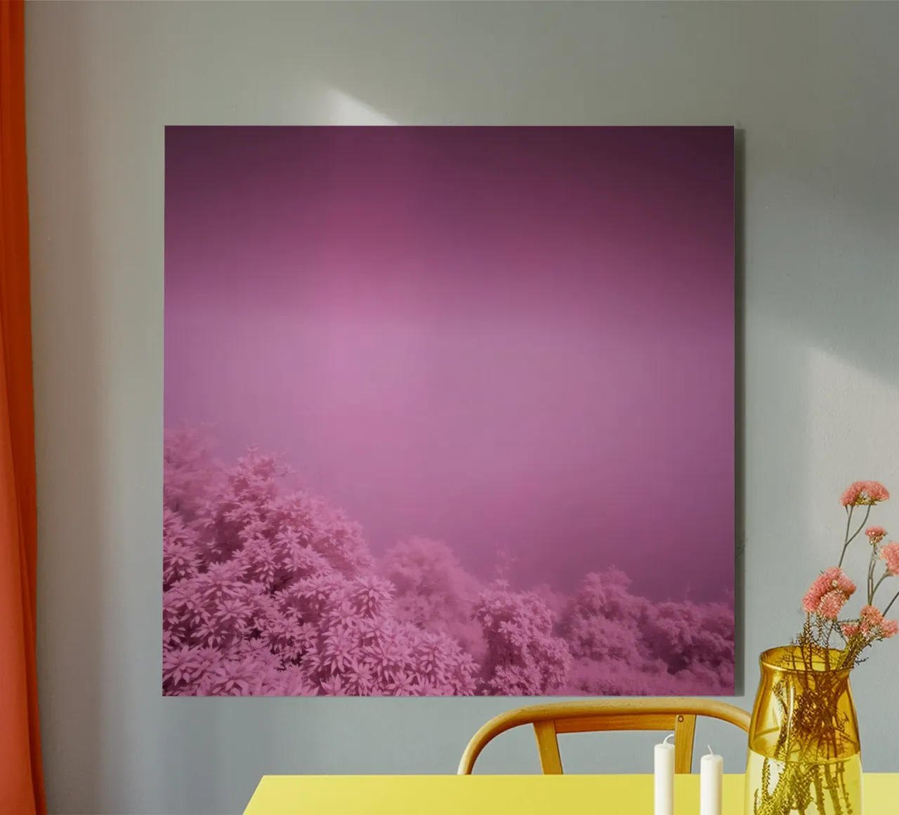 rosafarbene Landschaft mit üppigem Laub bei gedämpftem Licht Forex-Platte von DesignDoodle