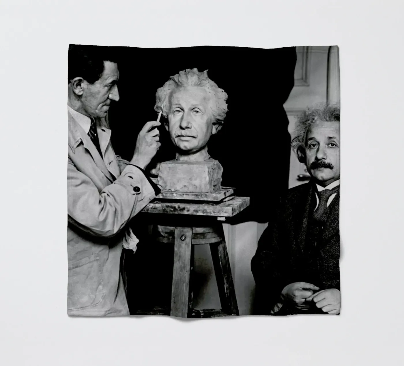 Albert Einstein Portrait Fleecedecke von Gallery Print and Art Limited