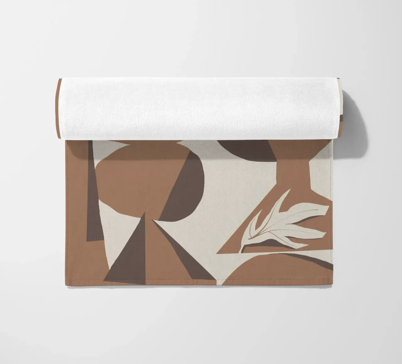 Mokka abstract decoratief 05 strandhanddoek van Little Dean