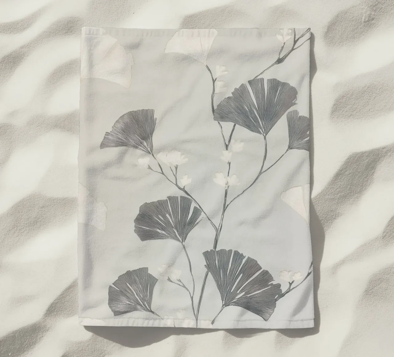 Foglie di ginkgo botanico telo mare da Carinaprint