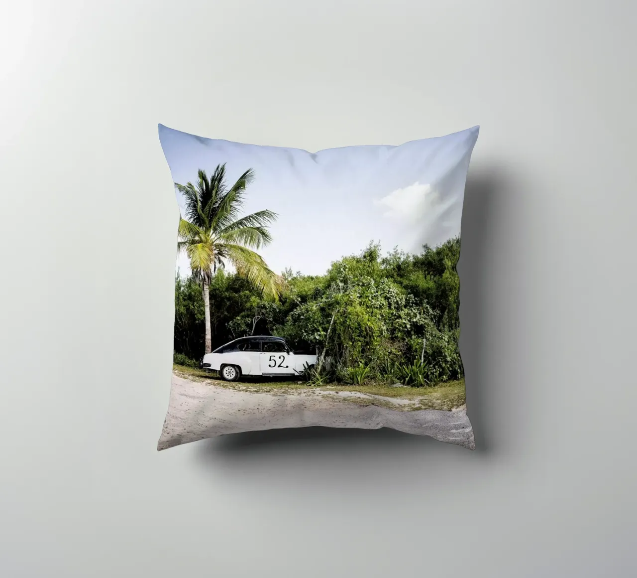 Cuban Beach Ride 52 cuscino da Philipp Reinhard