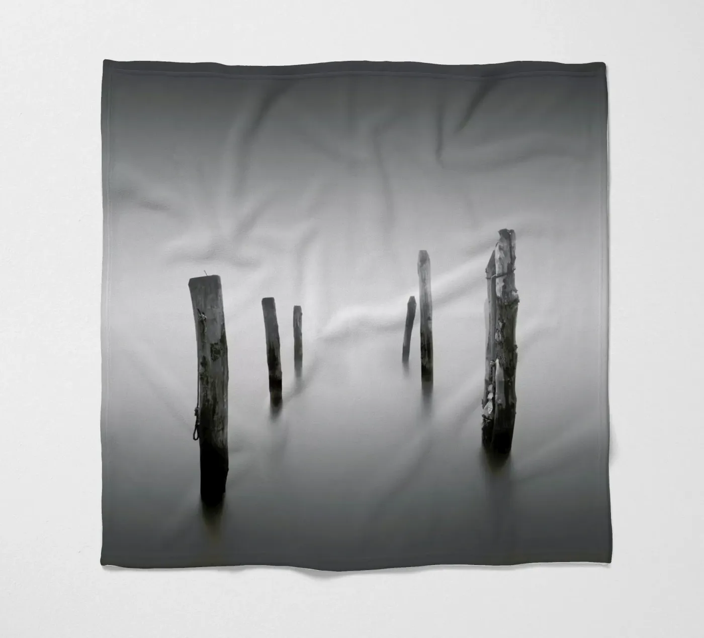 Nebbia Posta Fleecedecke von Michael J. Reibert