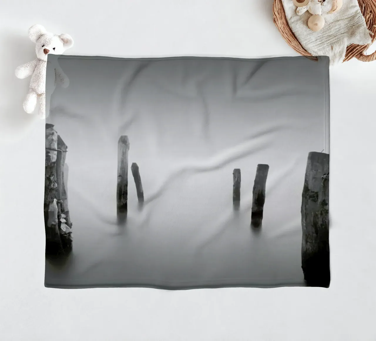 Nebbia Posta coperta in pile da Michael J. Reibert