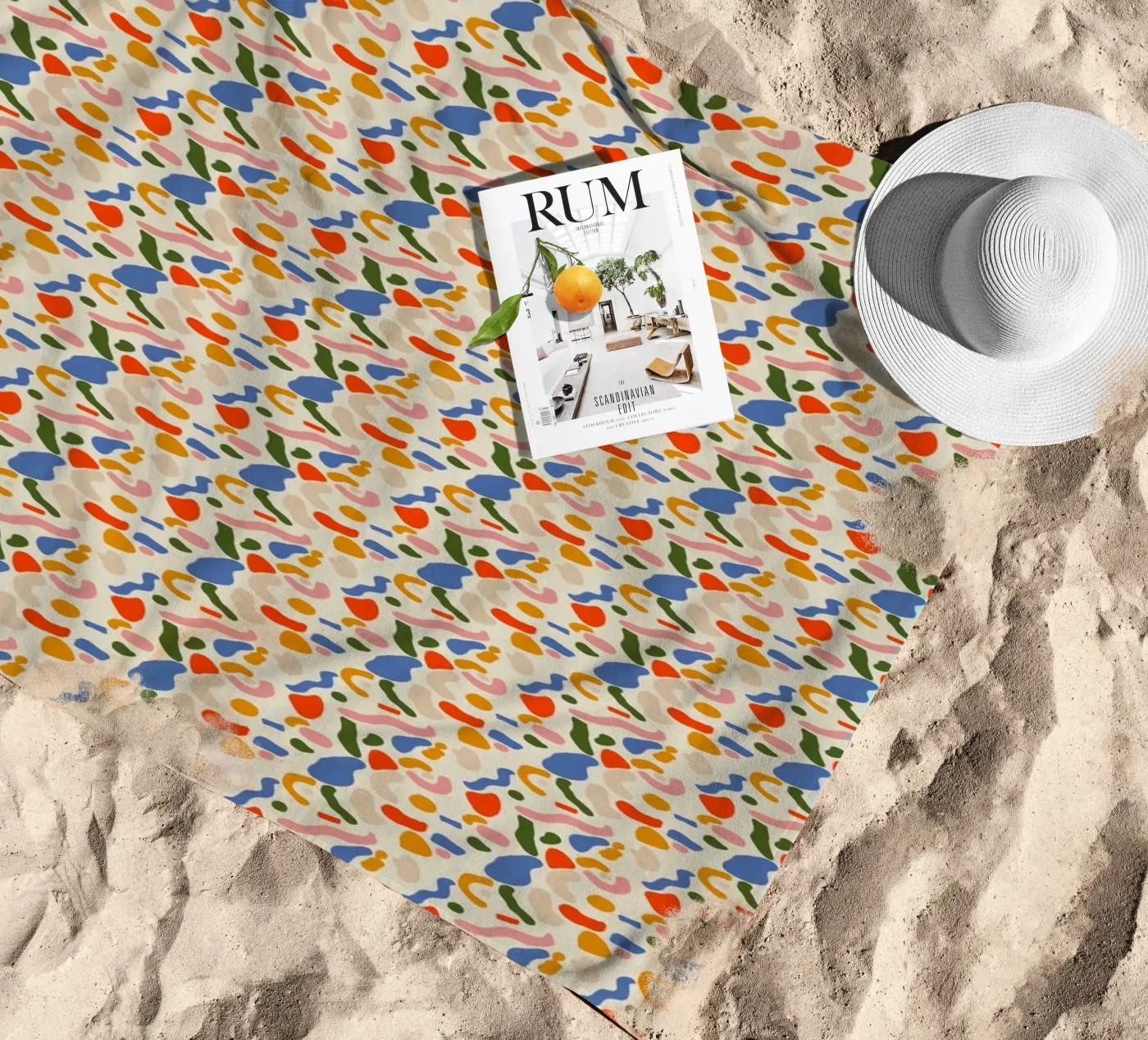 Confetti naadloos patroon strandhanddoek van Little Dean