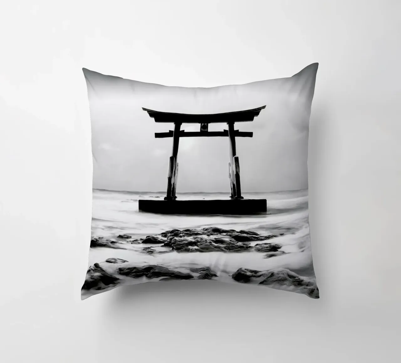 Torii Study 4 cuscino da Michael J. Reibert